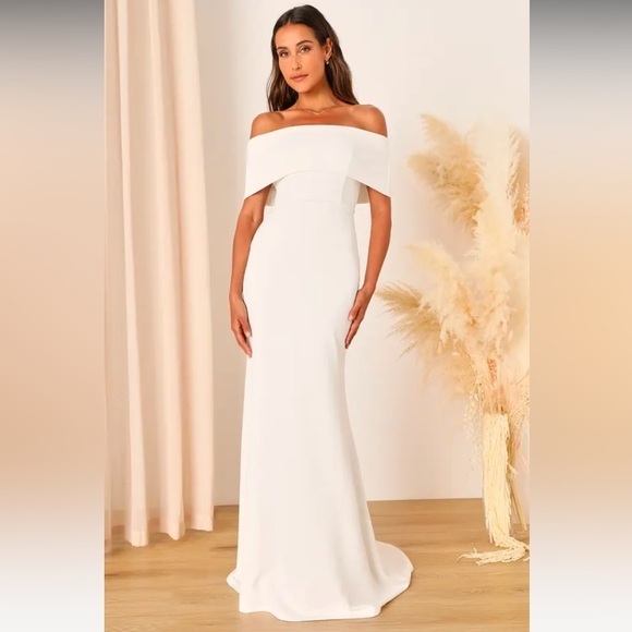 Exceptional Romance White Off-the-Shoulder Mermaid Maxi Dress large NWOT - Picture 1 of 10